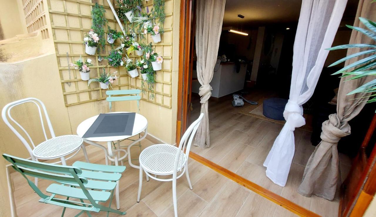"Campello Beachside Duplex, Coastal Escape, Only 50 Meters From Sea" El Campello Luaran gambar