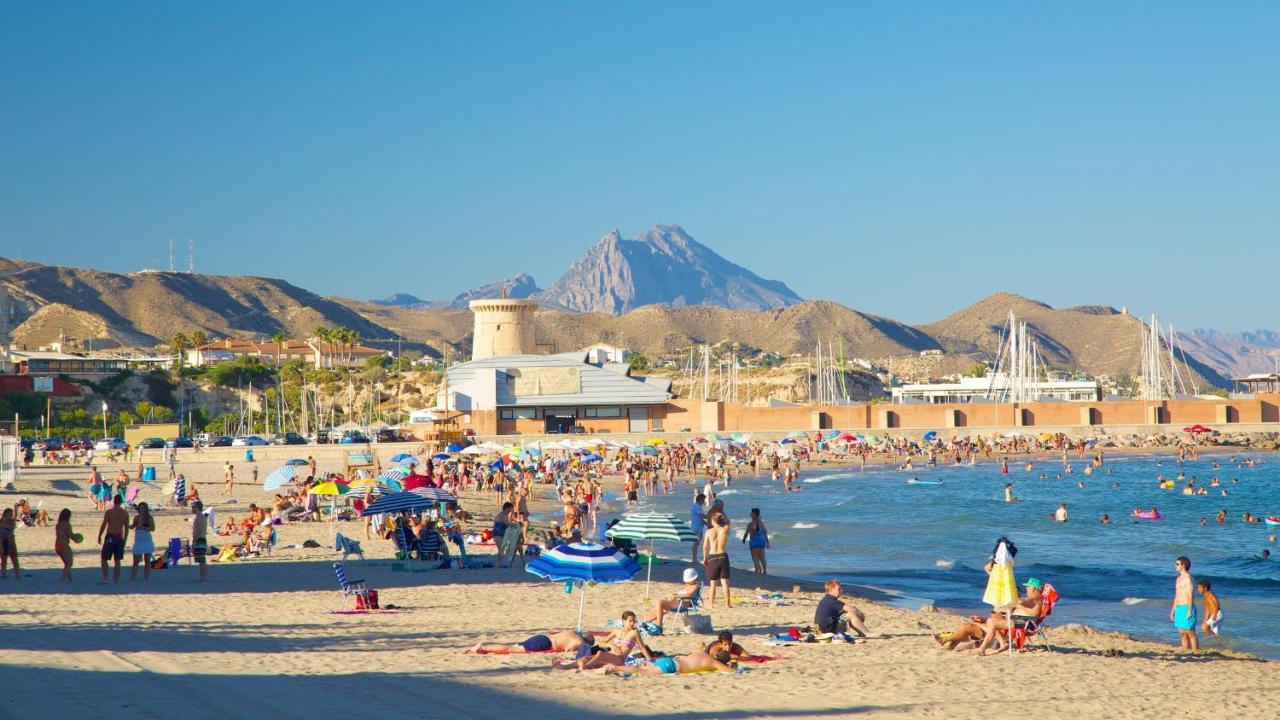 "Campello Beachside Duplex, Coastal Escape, Only 50 Meters From Sea" El Campello Luaran gambar