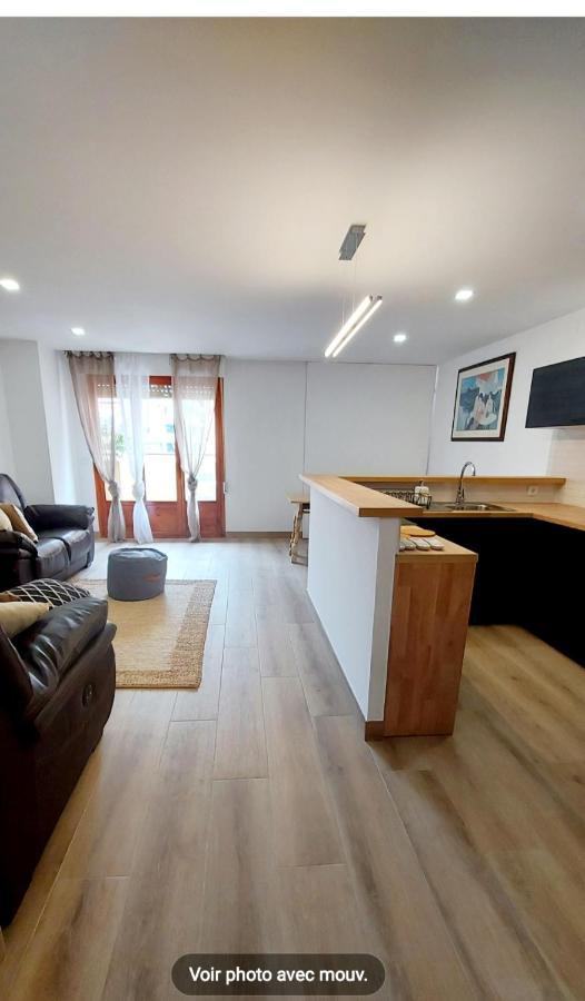 "Campello Beachside Duplex, Coastal Escape, Only 50 Meters From Sea" El Campello Luaran gambar